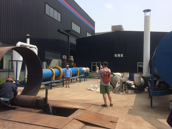 澳大利亞污泥烘干機客戶和泰達(dá)試